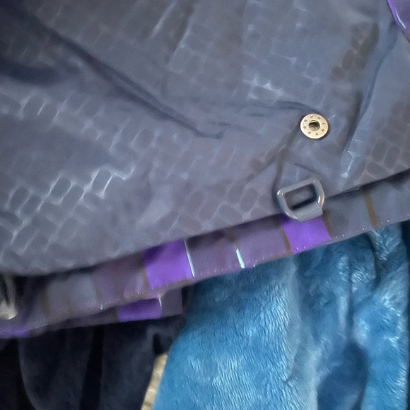 Columbia - Women’s Omni-Tech and Omni-Heat Jacket - EUC - Picture 14 of 16